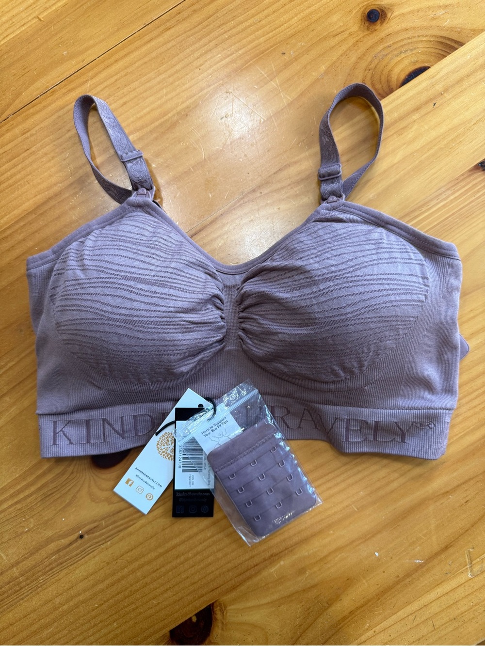 NWOT Kindred Bravely Sublime Hands-free pumping & nursing bra - size M